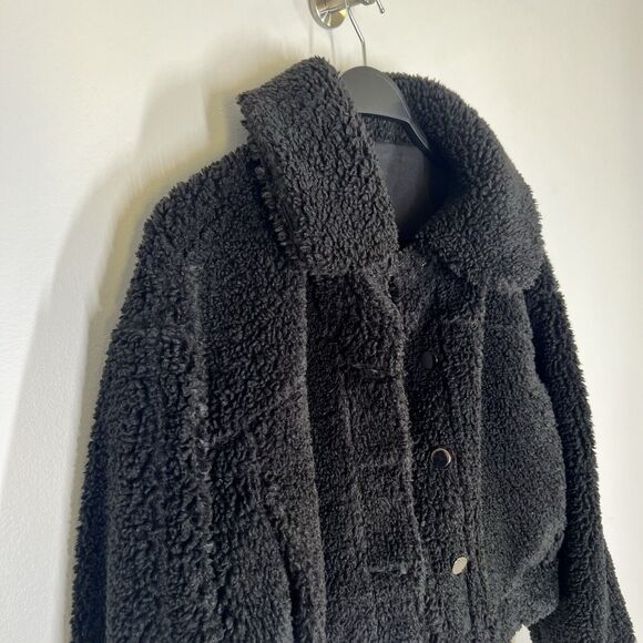 Lululemon Sz 4 Textured Fleece Button Jacket Black - Picture 2 of 9